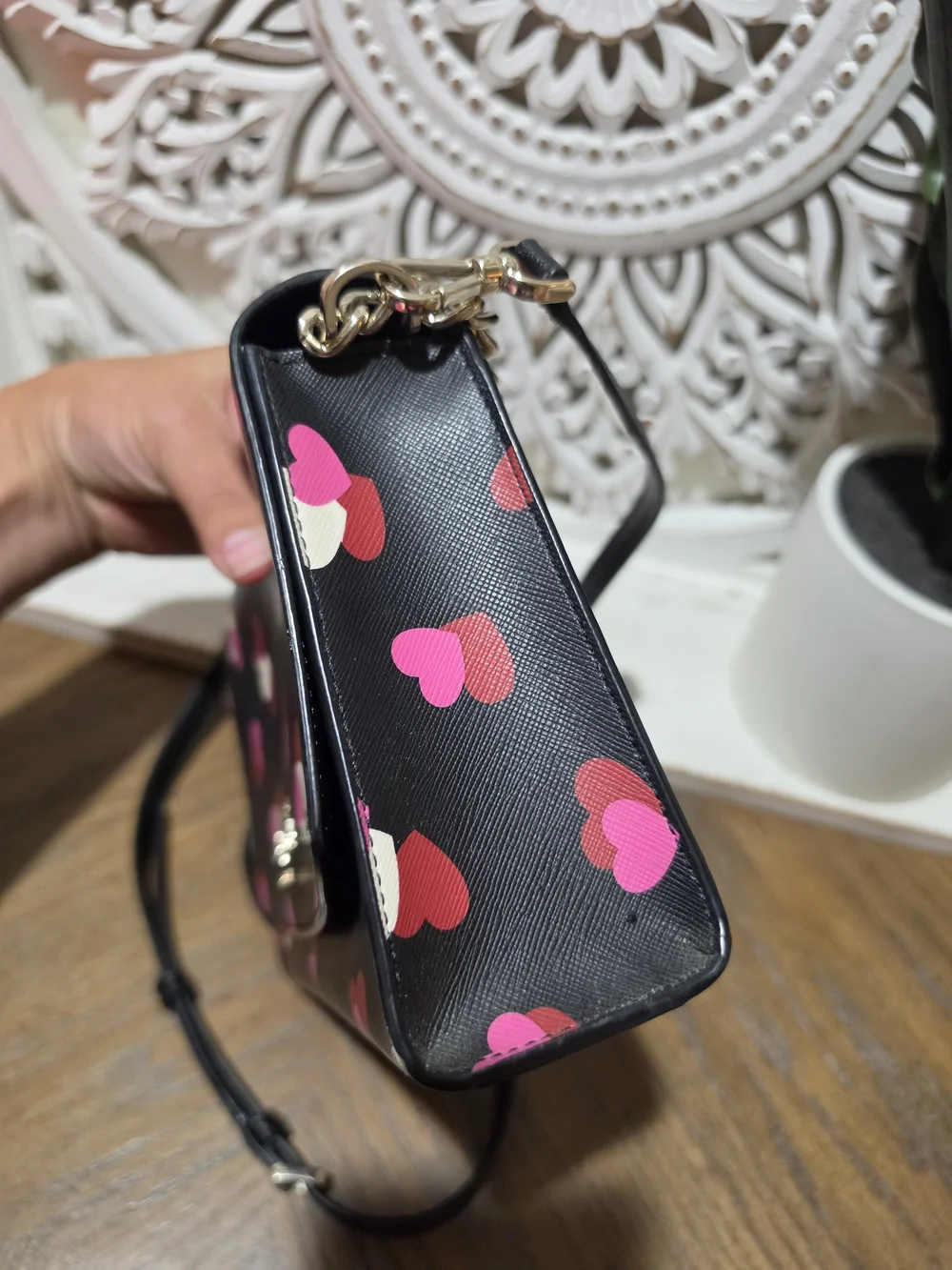 Kate Spade New York Heart Print Crossbody Purse | Black Multi | Gold Chain Strap
